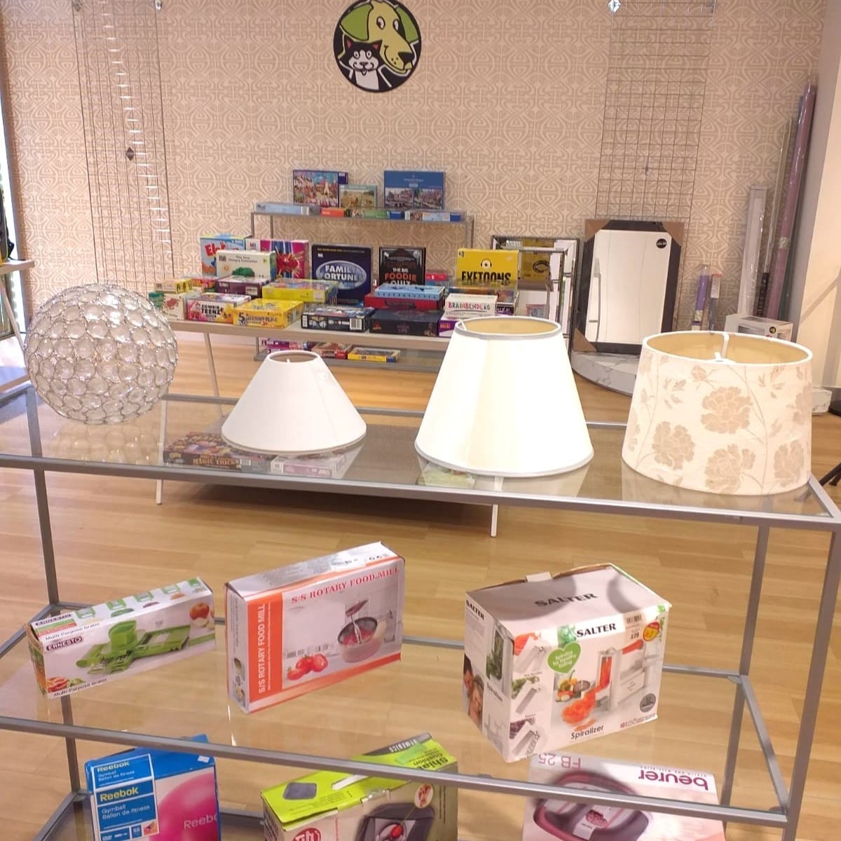 Pop-up shop (12) sq